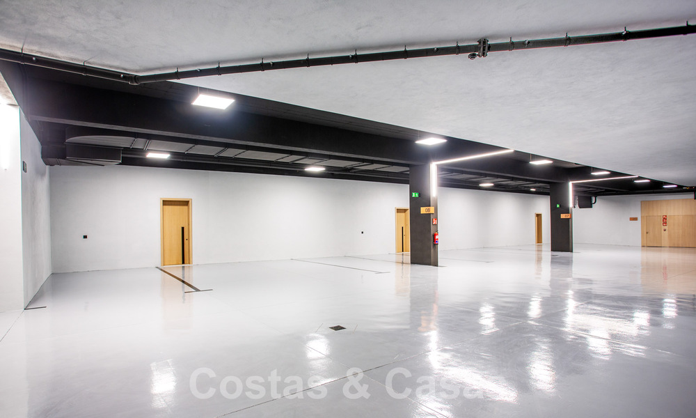 Villas de lujo listas para entrar a vivir en un nuevo e innovador complejo que consta de 12 sofisticadas villas con vistas al mar, en la Milla de Oro de Marbella 62703