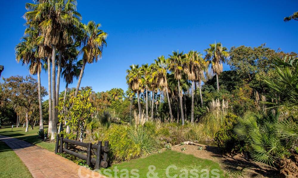 Villas de lujo listas para entrar a vivir en un nuevo e innovador complejo que consta de 12 sofisticadas villas con vistas al mar, en la Milla de Oro de Marbella 62709