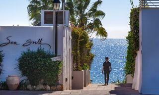 Villas de lujo listas para entrar a vivir en un nuevo e innovador complejo que consta de 12 sofisticadas villas con vistas al mar, en la Milla de Oro de Marbella 62712 