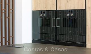 Villas de lujo listas para entrar a vivir en un nuevo e innovador complejo que consta de 12 sofisticadas villas con vistas al mar, en la Milla de Oro de Marbella 62722 