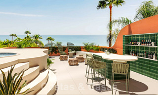 Amplio ático de lujo en venta con 4 dormitorios y vistas al mar en un complejo de playa en Marbella Este 62847 