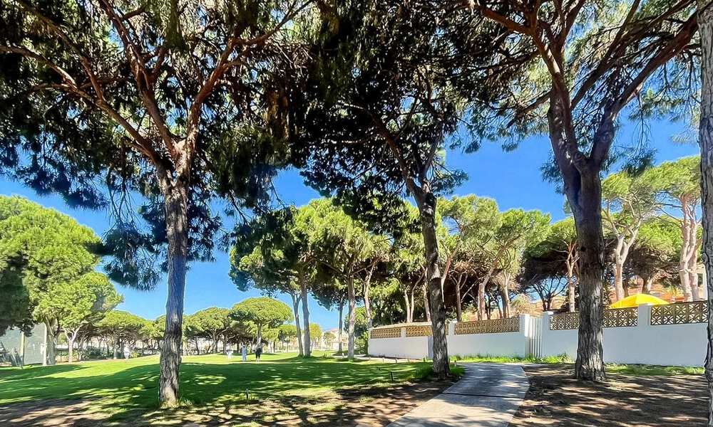 Villa de lujo superior en construcción en venta, en primera línea de golf en zona privilegiada de Marbella Este 62979