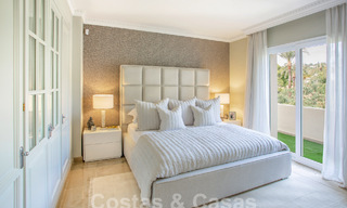 Amplio y lujoso ático de 4 dormitorios en venta en complejo en primera línea de golf en Nueva Andalucía, Marbella 63067 