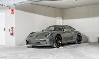 Sofisticado y moderno apartamento en venta con vistas al mar, golf y montaña en Benahavis – Marbella 63122 