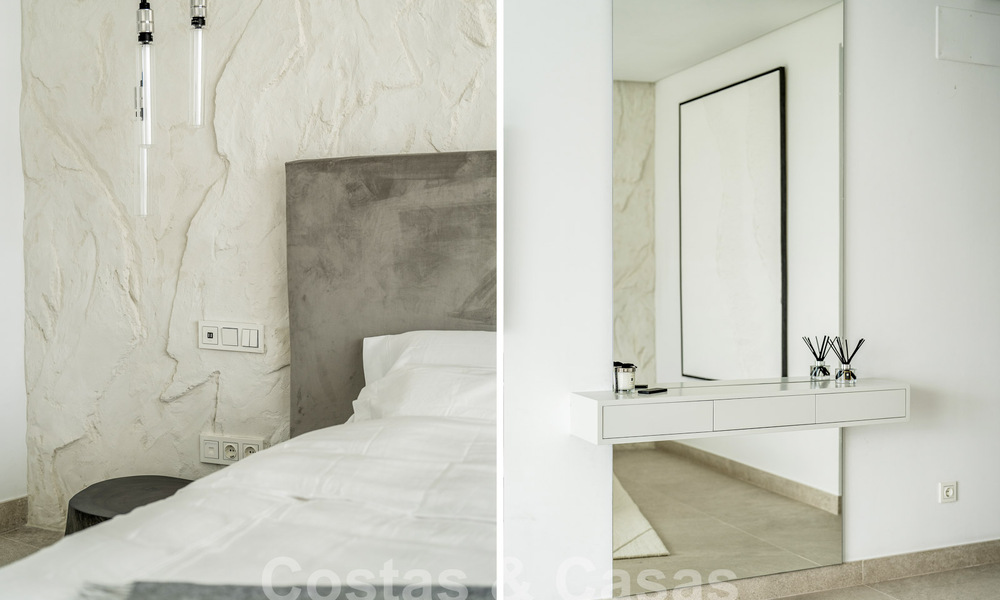 Sofisticado y moderno apartamento en venta con vistas al mar, golf y montaña en Benahavis – Marbella 63126