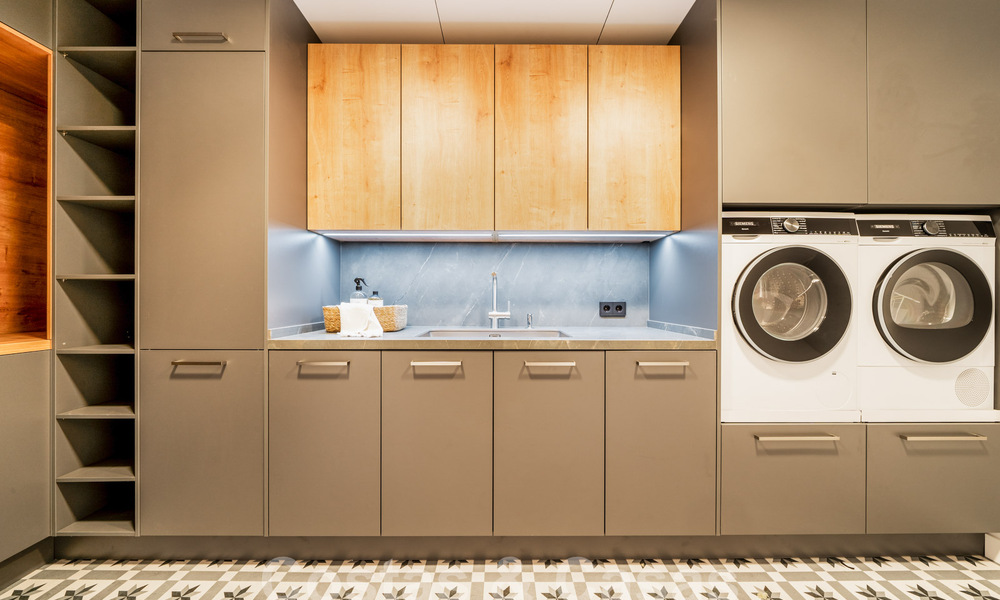 Apartamento de lujo en venta con un interior moderno en una ubanización de lujo en el valle del golf de Nueva Andalucia, Marbella 63267