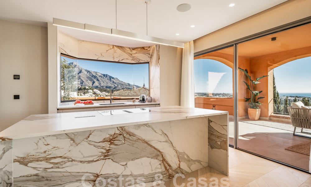 Apartamento de lujo en venta con un interior moderno en una ubanización de lujo en el valle del golf de Nueva Andalucia, Marbella 63270