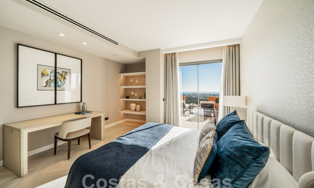 Apartamento de lujo en venta con un interior moderno en una ubanización de lujo en el valle del golf de Nueva Andalucia, Marbella 63284