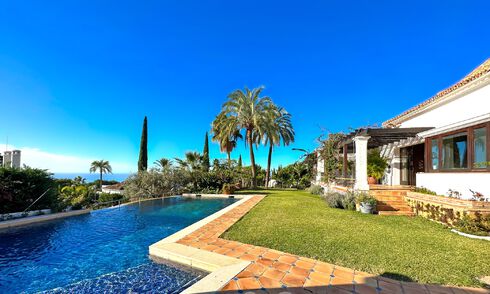 Villa de lujo andaluza en venta en la exclusiva zona residencial de Sierra Blanca en la Milla de Oro de Marbella 63097
