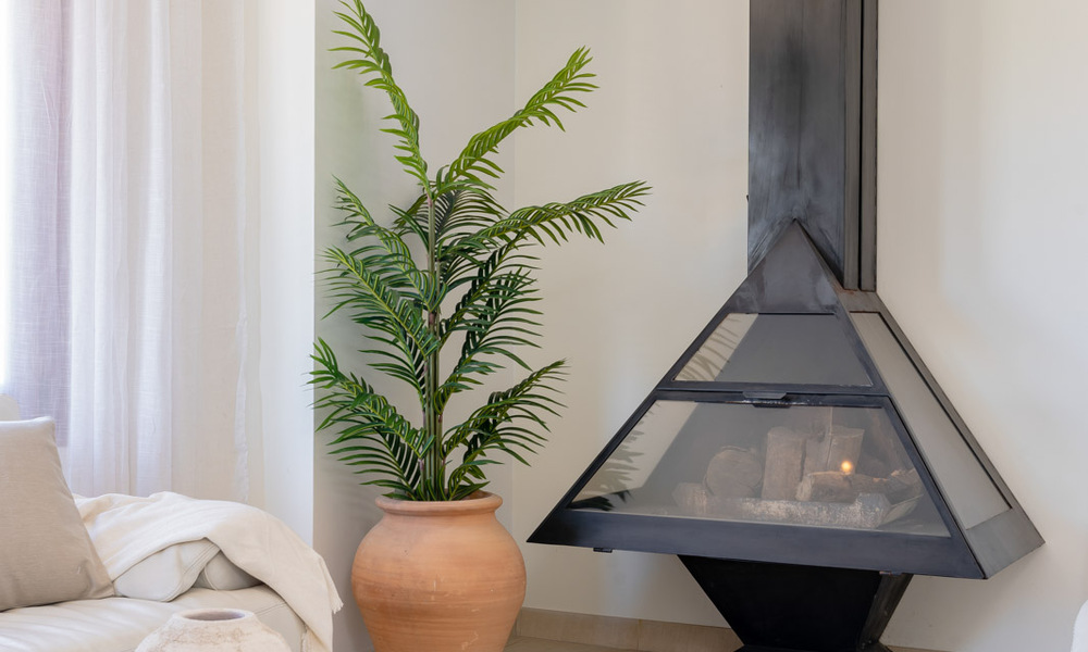 Villa mediterránea de lujo con vistas al mar en venta en un entorno de golf cerca del centro de Estepona 63361