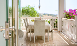 Villa mediterránea de lujo con vistas al mar en venta en un entorno de golf cerca del centro de Estepona 63374 