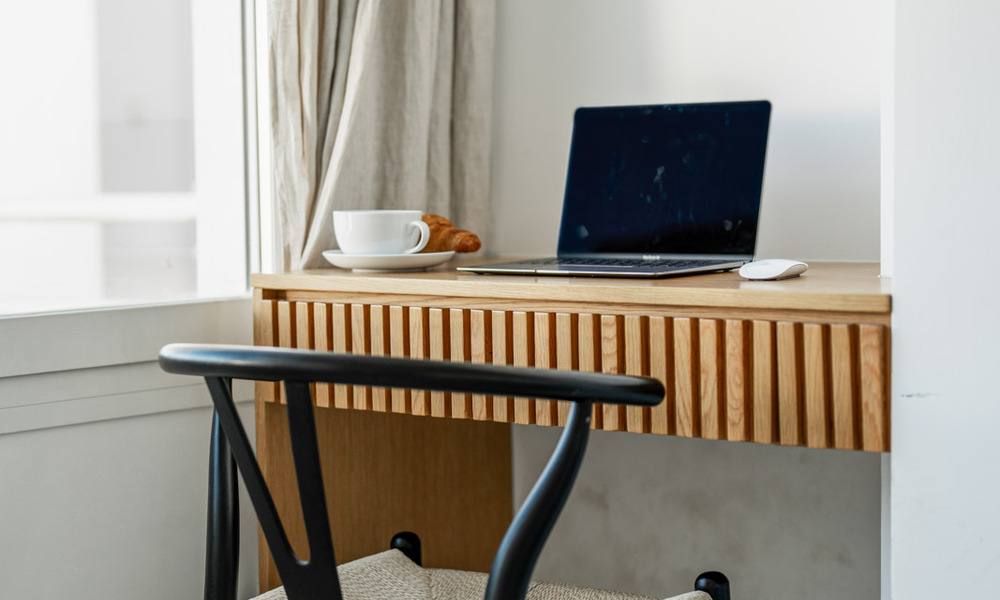 Lujoso ático dúplex con interior contemporáneo en venta, en primera línea de golf en el valle del golf de Nueva Andalucía, Marbella 63318