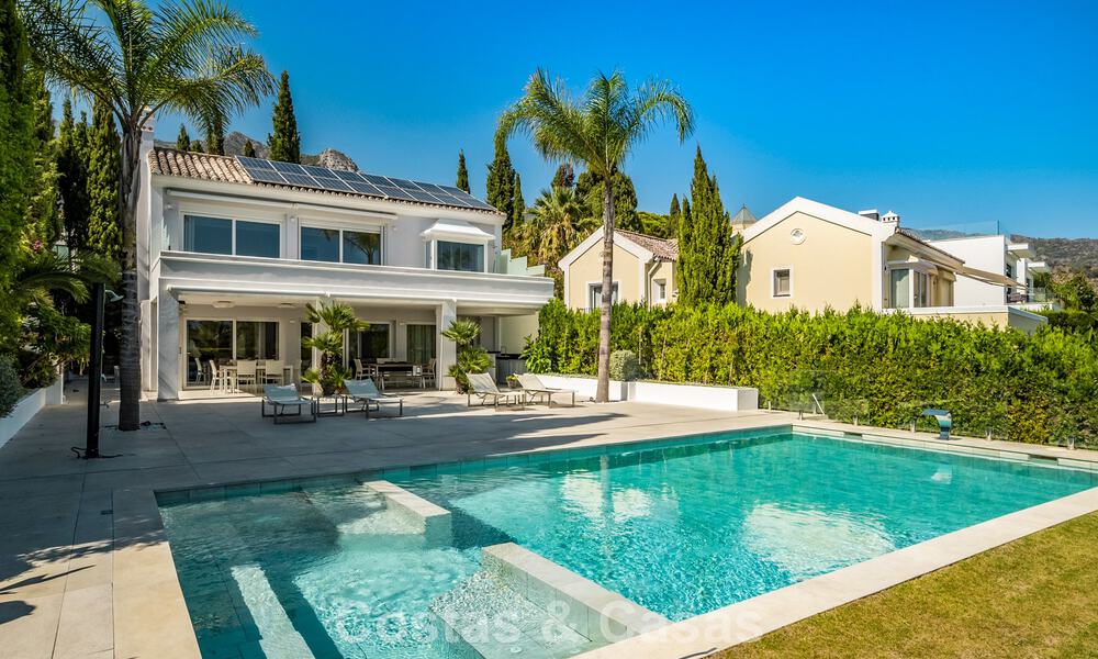 Moderna villa de lujo reformada en venta con vistas al mar en Sierra Blanca, en la Milla de Oro de Marbella 63520