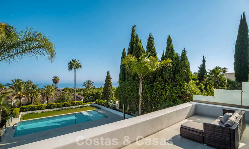 Moderna villa de lujo reformada en venta con vistas al mar en Sierra Blanca, en la Milla de Oro de Marbella 63540