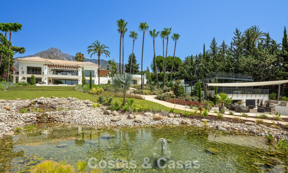 Amplia villa de lujo en venta con vistas al mar y comodidades de 5 estrellas en la Milla de Oro de Marbella 63658