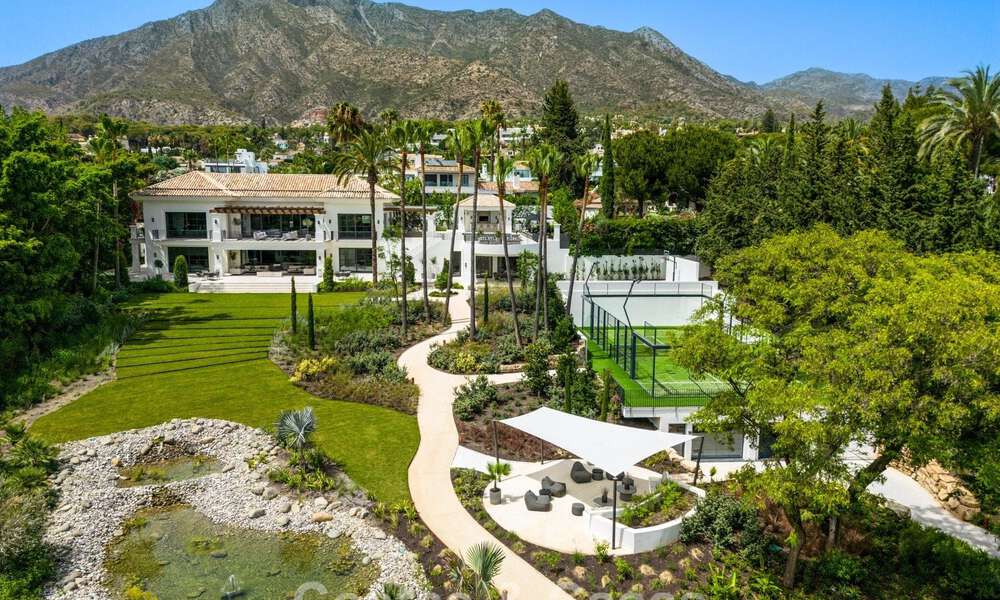 Amplia villa de lujo en venta con vistas al mar y comodidades de 5 estrellas en la Milla de Oro de Marbella 63692