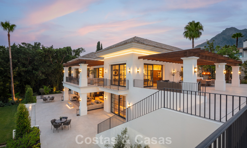 Amplia villa de lujo en venta con vistas al mar y comodidades de 5 estrellas en la Milla de Oro de Marbella 63706