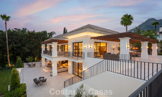 Amplia villa de lujo en venta con vistas al mar y comodidades de 5 estrellas en la Milla de Oro de Marbella 63706 
