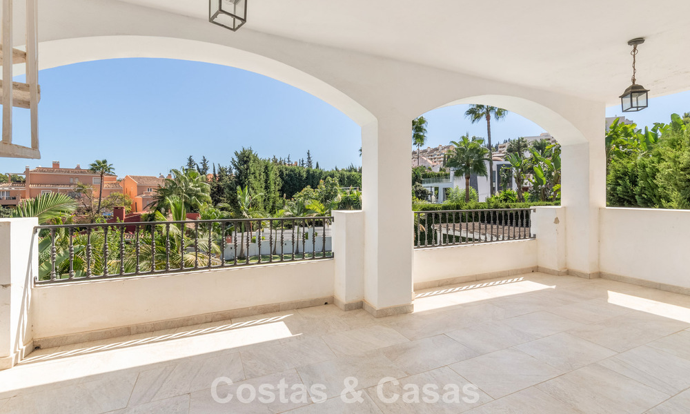 Villa de lujo mediterránea contemporánea en venta en una zona residencial privilegiada en Nueva Andalucía, Marbella 63610