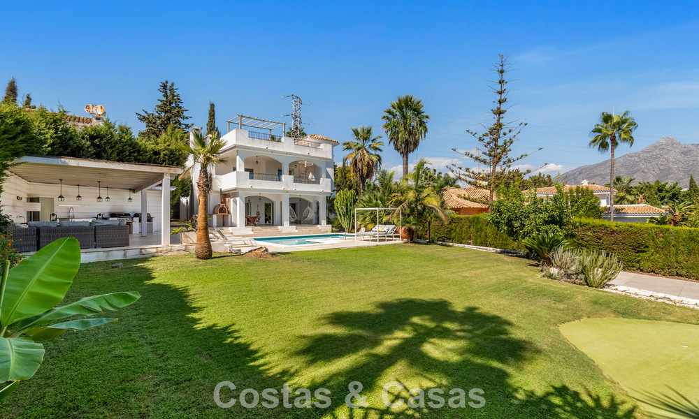 Villa de lujo mediterránea contemporánea en venta en una zona residencial privilegiada en Nueva Andalucía, Marbella 63613