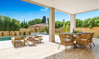Villa nueva moderna en venta a pocos pasos de la playa y de todos los servicios en San Pedro, Marbella 66980 