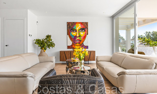 Villa nueva moderna en venta a pocos pasos de la playa y de todos los servicios en San Pedro, Marbella 67007 