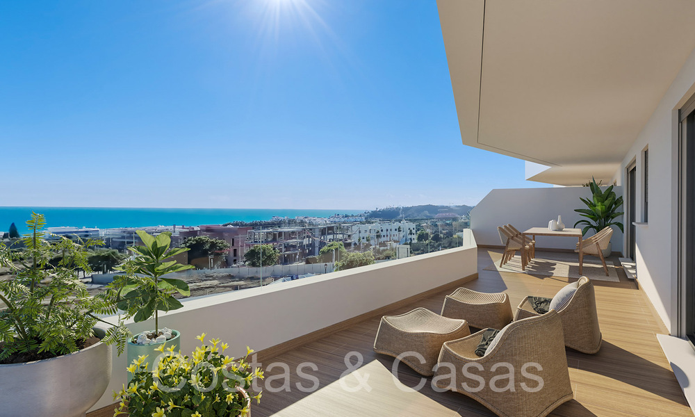 Apartamentos nuevos y contemporáneos con vistas panorámicas al mar en venta en complejo residencial cerrado cerca del centro de Estepona 63804