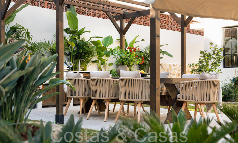 Villa mediterránea de lujo con casa de invitados independiente en venta en Nueva Andalucía, Marbella 64416