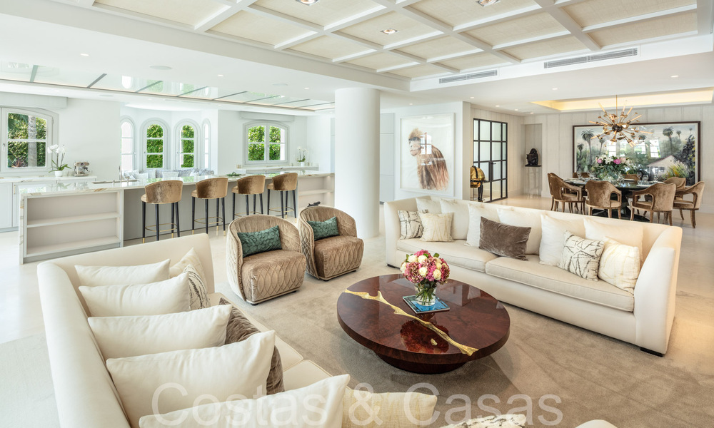 Impresionante villa de lujo con estilo arquitectónico mediterráneo moderno en venta, primera línea de golf en Nueva Andalucía, Marbella 64516