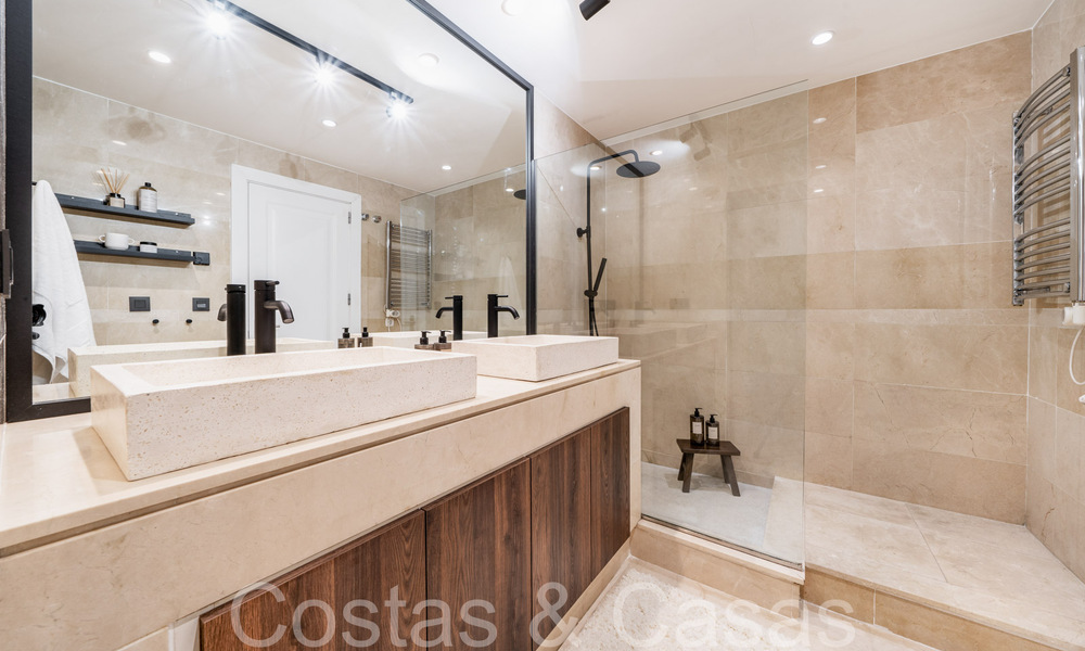 Encantador apartamento en venta con vistas panorámicas al valle y al mar en Nueva Andalucía, Marbella 64595