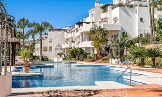 Encantador apartamento en venta con vistas panorámicas al valle y al mar en Nueva Andalucía, Marbella 64597 