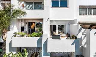 Encantador apartamento en venta con vistas panorámicas al valle y al mar en Nueva Andalucía, Marbella 64599 