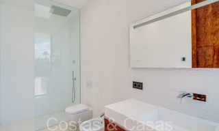 Nueva villa de lujo con estilo arquitectónico avanzado en venta en el valle del golf de Nueva Andalucía, Marbella 64539 