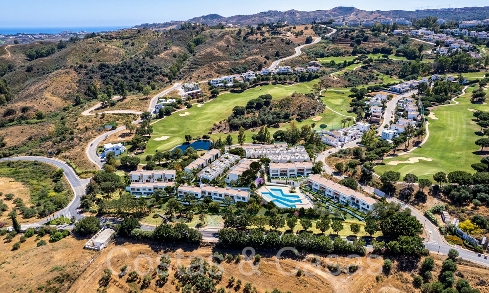 ULTIMA CASA! Nuevo proyecto con modernas casas de lujo en venta junto al campo de golf en Mijas, Costa del Sol 64609