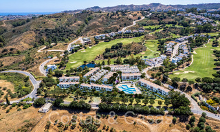 ULTIMA CASA! Nuevo proyecto con modernas casas de lujo en venta junto al campo de golf en Mijas, Costa del Sol 64609 