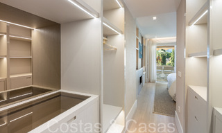 Apartamento de 3 dormitorios amueblado de forma contemporánea en venta en el centro de Marbella 65340 