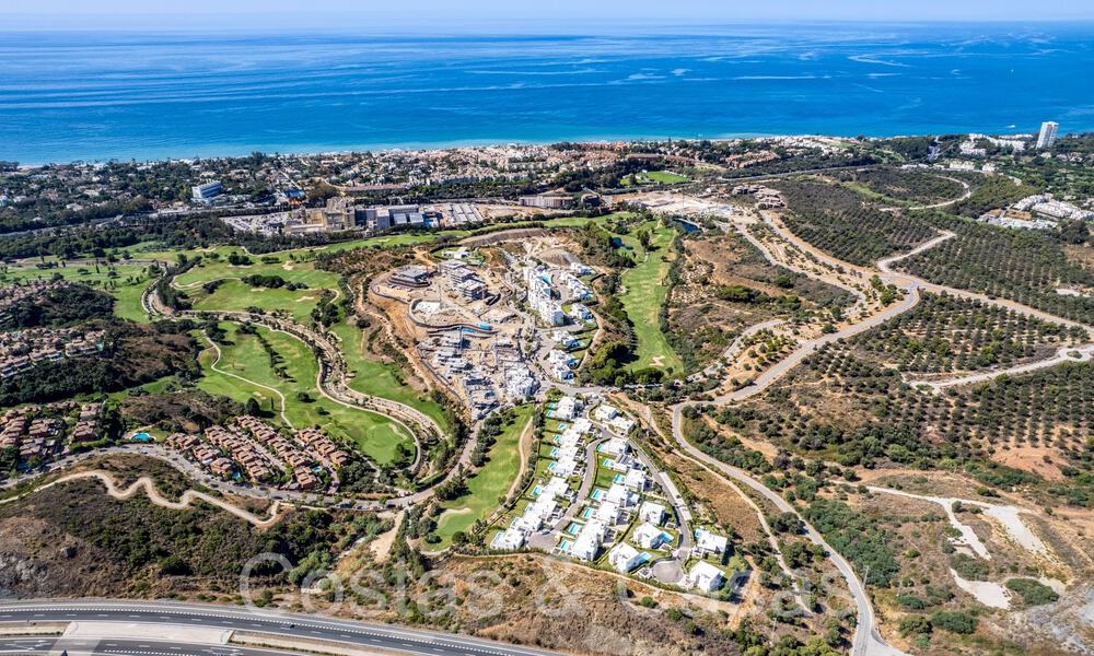 Prestigiosos apartamentos nuevos en venta junto al campo de golf, con vistas al mar y al golf, Marbella Este 64725