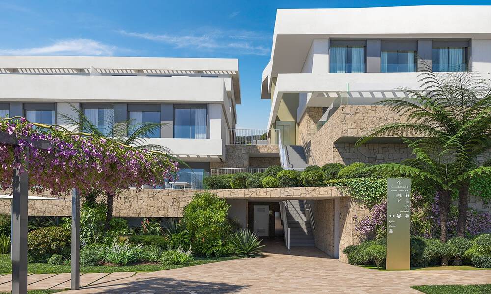 Proyecto de nueva construcción de apartamentos sostenibles con vistas panorámicas al mar en venta, cerca del centro de Estepona 64705