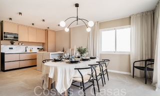 Elegante apartamento renovado en venta en una comunidad cerrada en Nueva Andalucía, Marbella 65415 