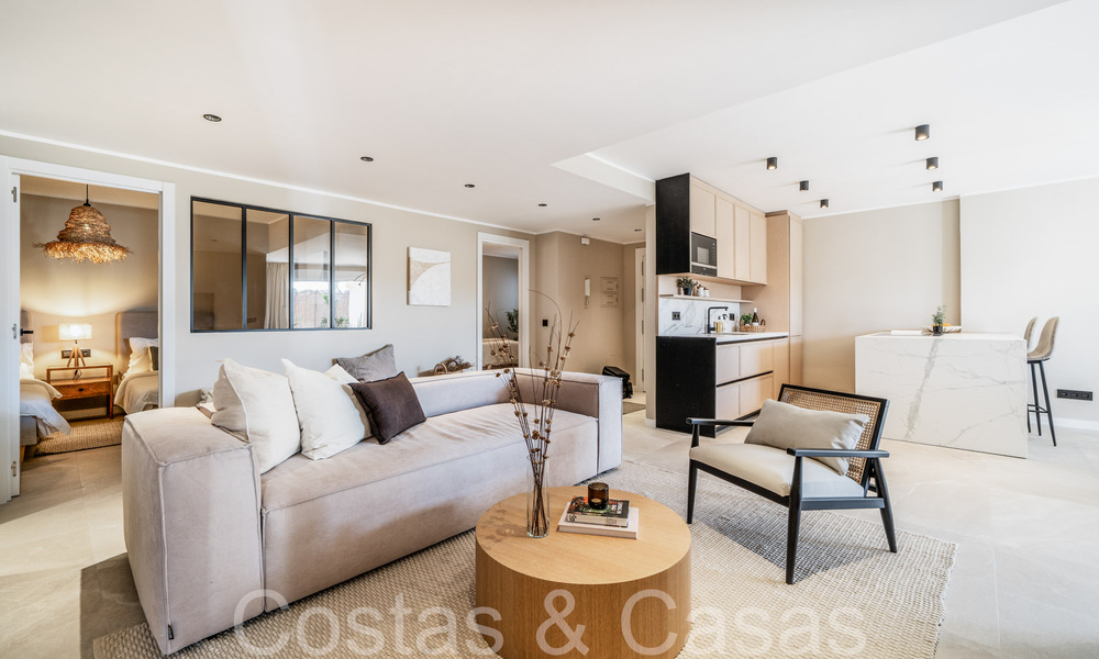 Elegante apartamento renovado en venta en una comunidad cerrada en Nueva Andalucía, Marbella 65421