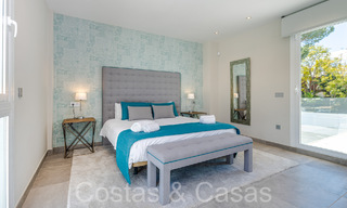 Lista para entrar a vivir, moderna villa de lujo en venta rodeada de campos de golf en Nueva Andalucía, Marbella 65514 