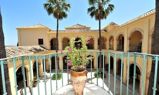 Villa – Propiedad en el interior en venta, entre Marbella y Estepona 906 
