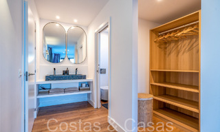 Lista para entrar a vivir, villa moderna de calidad en venta cerca de los campos de golf en Nueva Andalucía, Marbella 65249 