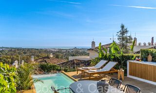 Lujoso apartamento en venta con acogedora terraza, piscina privada y vistas al mar en Nueva Andalucía, Marbella 65182 
