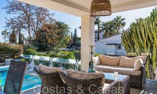 Amplia y contemporánea villa de lujo en venta en una popular zona residencial en Nueva Andalucía, Marbella 65013 
