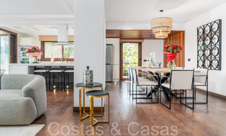 Amplia y contemporánea villa de lujo en venta en una popular zona residencial en Nueva Andalucía, Marbella 65020 