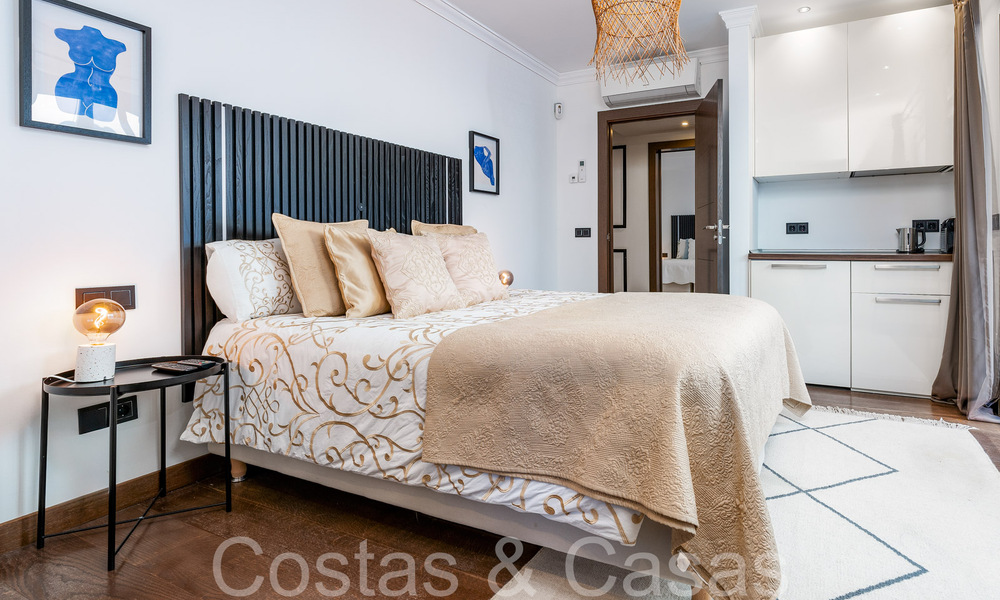 Amplia y contemporánea villa de lujo en venta en una popular zona residencial en Nueva Andalucía, Marbella 65037