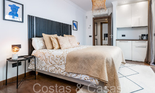 Amplia y contemporánea villa de lujo en venta en una popular zona residencial en Nueva Andalucía, Marbella 65037 
