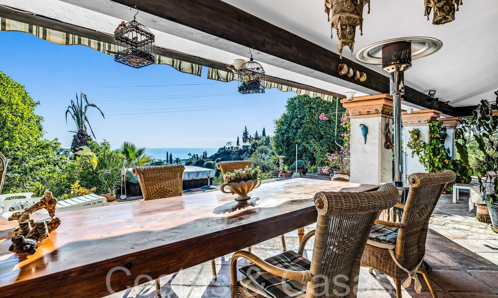 Villa rústica en venta en una amplia parcela en la Nueva Milla de Oro entre Marbella y Estepona 65628