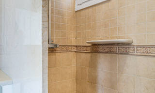 Villa andaluza en venta en un entorno de golf, a pocos minutos del centro de Estepona 65645 